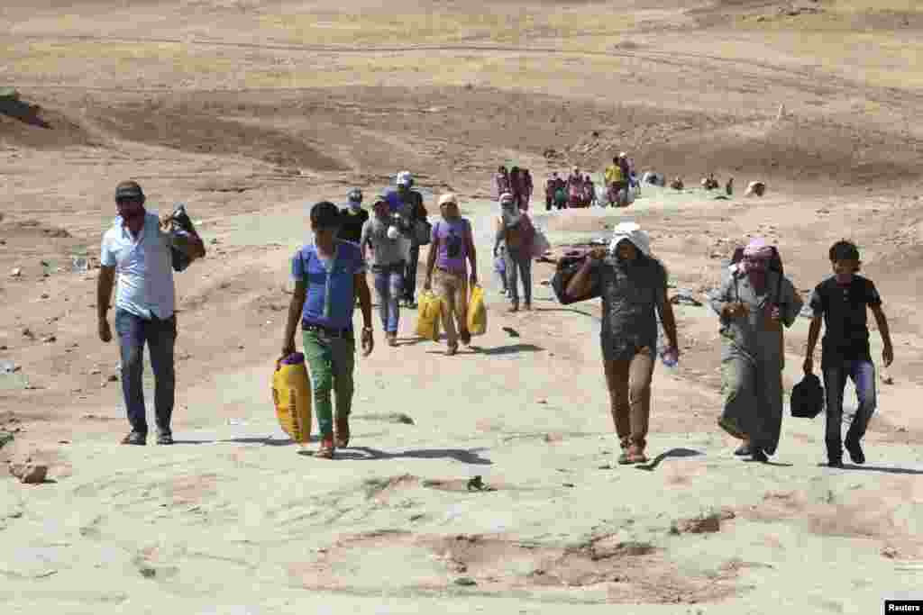 گزشتہ تین روز میں 30 ہزار سے زائد شامی پناہ گزین عراق کے علاقے کردستان پہنچ گئے ہیں۔