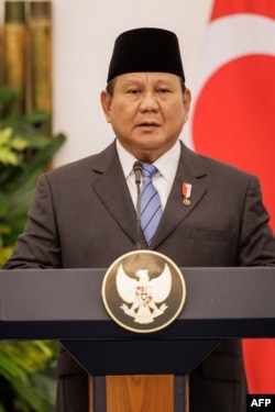 Presiden Indonesia Prabowo Subianto dalam konferensi pers di Istana Presiden di Bogor, Jawa Barat,12 Februari 2025. (Yasuyoshi CHIBA/AFP)