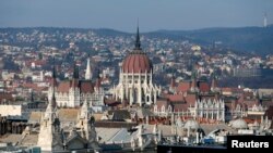 Gedung Parlemen Hungaria di Budapest, Hungaria, 2 Maret 2016 (Foto: dok). 