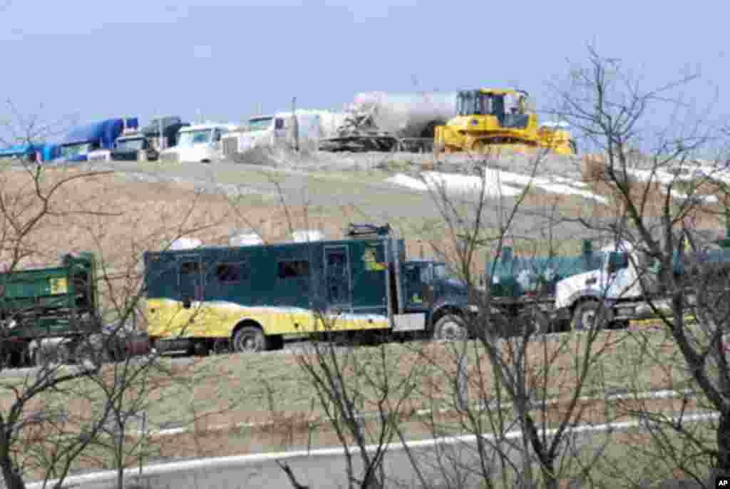 Nearly one-thousand tanker water trucks are needed to service a single hydraulically fracked natural gas well. (Photo: Marcellus Shale U.S.)