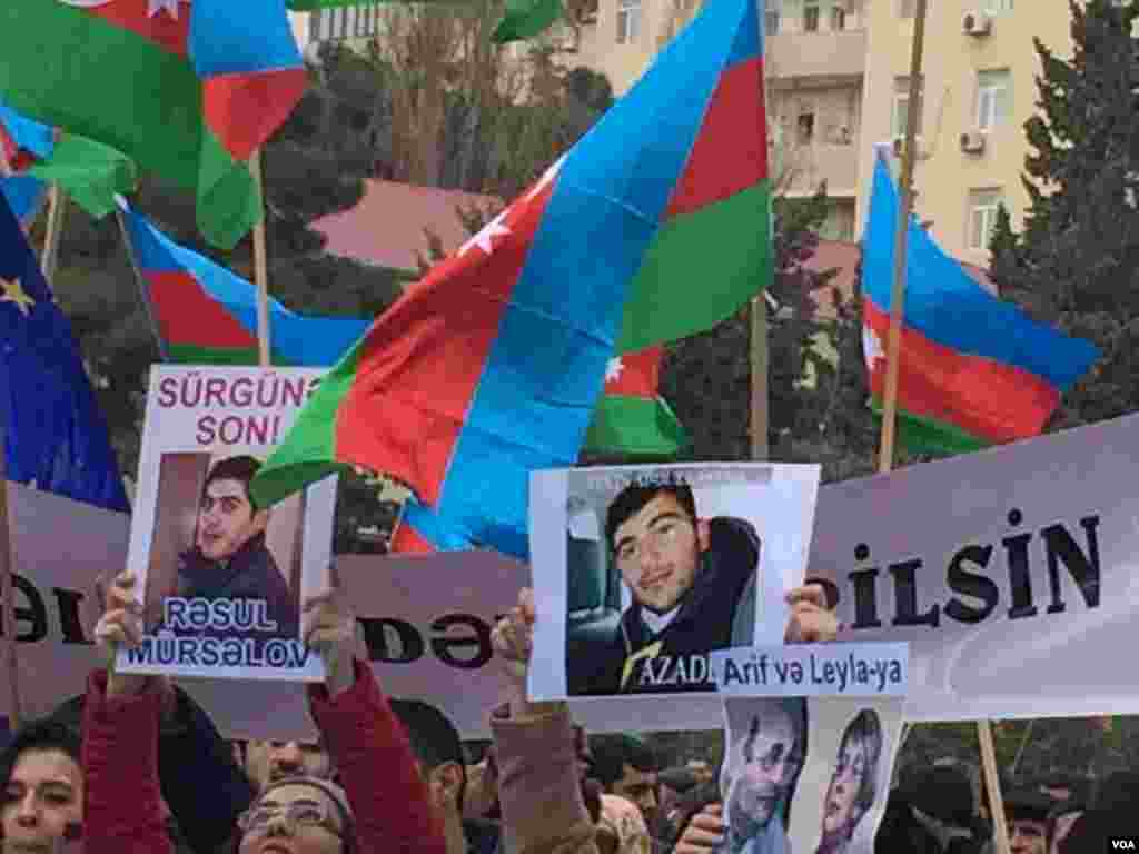 Milli Şura "Talana son!" şüarı ilə mitinq keçirib 