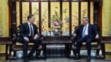 特斯拉執行長馬斯克（Elon Musk）2024年4月28日在北京與中國總理李強舉行會晤。