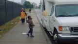 Нахид Ајуб, жената кој ги храни бездомниците во Детроит