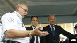 Franca shton kontrollin e pasagjerëve në aeroporte