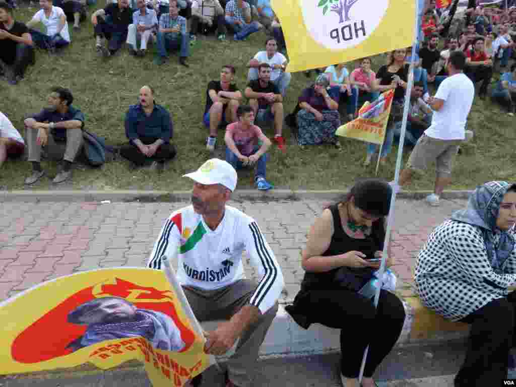 Merasîma Oxirkirina Qurbanîyên Êrîşa Pirsûsê