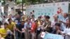 香港民主派议员和活动人士聚集铜锣湾商业区推动非正式的公投（2014年5月25日）