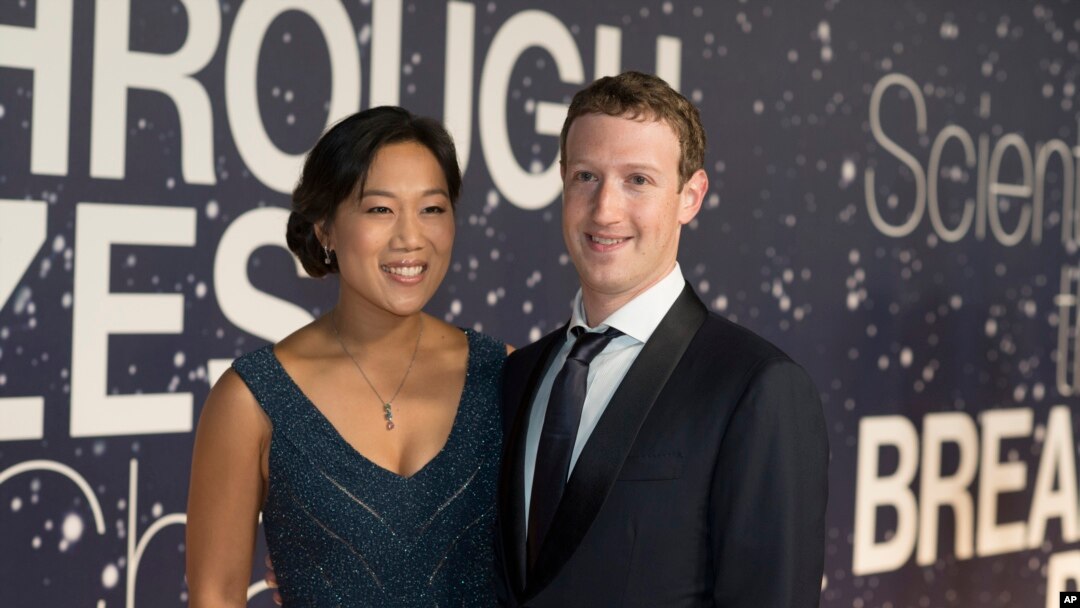 Priscilla Chan dan Mark Zuckerberg di Mountain View, California, 9 November 2014.