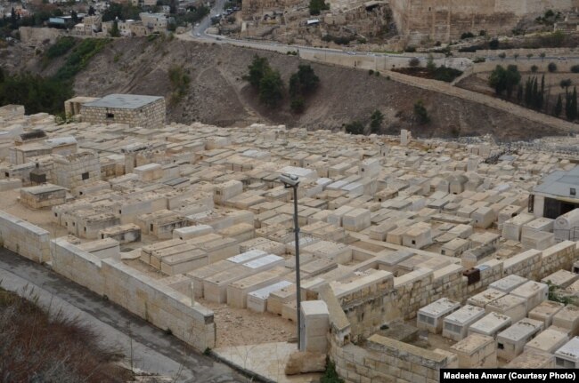 جبل ِزیتون پر یہودی قبرستان