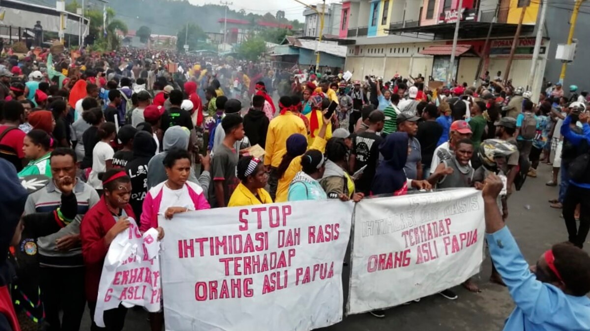 Baru Disahkan, Masyarakat Papua Akan Bawa UU Provinsi Pemekaran Ke MK