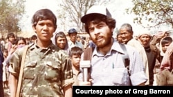 Greg Barron interviews Cambodian people in the Mak Mun refugee camp in Thailand in 1979. (Photo courtesy of Greg Barron)