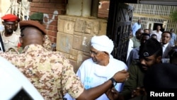 Sudan's ex-president Omar al-Bashir leaves the office of the anti-corruption prosecutor in Khartoum, Sudan, June 16, 2019. 