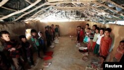 ဘင်္ဂလားဒေ့ရှ်မှာရှိတဲ့ ရိုဟင်ဂျာ ကလေးများ