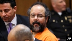 Ariel Castro había sido condenado a cadena perpetua por 937 cargos de violación y secuestro de tres mujeres.