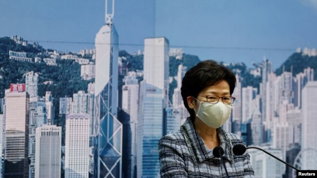资料照：香港特首林郑月娥在一个记者会上。（2020年10月12日）