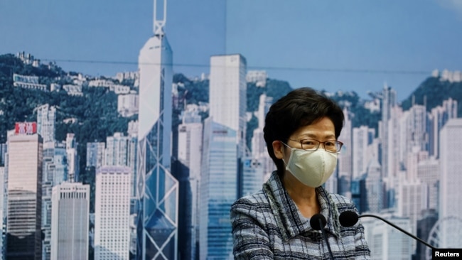 资料照:香港特首林郑月娥在一个记者会上。(2020年10月12日)