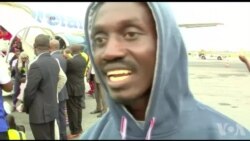 Les migrants ivoiriens bloqués en Libye rentrent chez eux (vidéo)