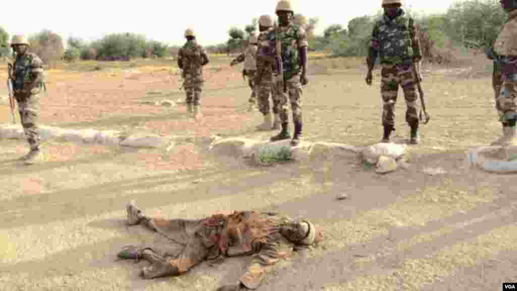 Un cadavre d&#39;un présumé combattant de Boko Haram