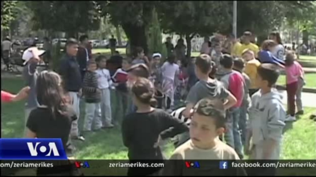 Billedresultat for Fëmijët pastrehë në Shqipëri, të harruar nga autoritetet