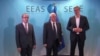 Kosovski premijer Avdulah Hoti, šef diplomatije EU Žozep Borelj i predsednik Srbije Aleksandar Vučić na obnovljenim pregovorima u Briselu