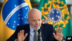 El presidente de Brasil, Luiz Inacio Lula da Silva, en una conferencia de prensa en Brasilia, Brasil, el lunes 22 de julio de 2024. (AP Photo/Eraldo Peres)