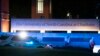 Cảnh sát phong tỏa cổng vào Đại học UNC ở Charlotte sau khi xảy ra vụ nổ súng vào chiều 30/4/2019.