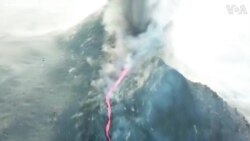 Drone Shot Shows Volcanic Cone Collapsing in La Palma