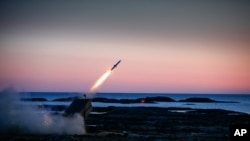 Зенитно-ракетный комплекс NASAMS американской фирмы "Raytheon Company System"