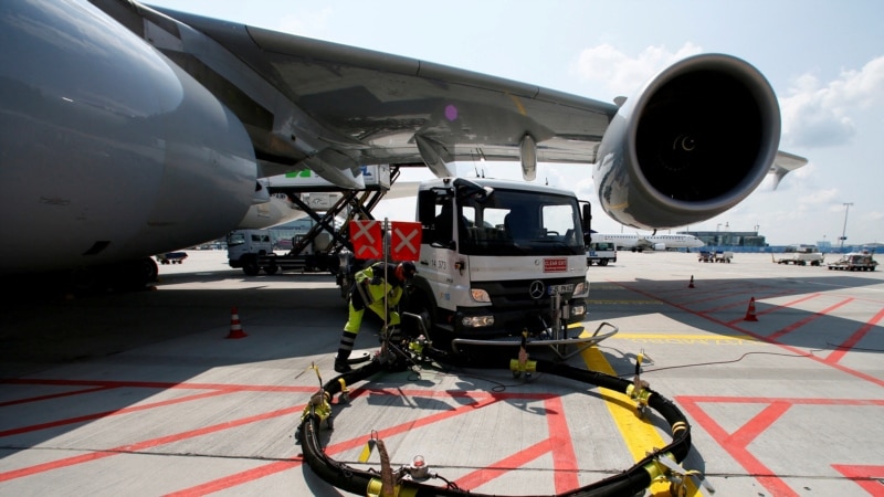 اتحادیه اروپا به دنبال کاهش وابستگی به خاورمیانه و واردات سوخت جت از آمریکا