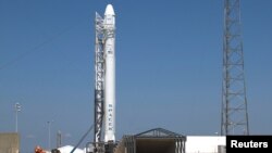 The SpaceX Falcon 9 test rocket being prepared for launch, May 18, 2012 (file photo).