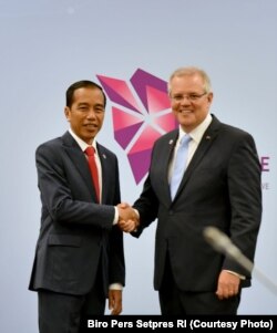 Presiden Joko Widodo dan Perdana Menteri Australia Scott Morrison bertemu di KTT ASEAN 2018 di Singapura, Rabu, 14 November 2018 (Foto: Biro Pers Setpres RI)