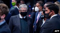 El empresario estadounidense Bill Gates, llega a la Cumbre del Clima de la ONU COP26, en Glasgow, Escocia, el 2 de noviembre de 2021.
