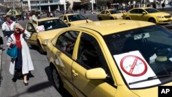 En marzo se llevó a cabo una huelga de taxista en Grecia en protesta por el servicio de Uber.