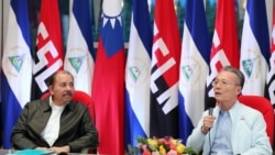 El presidente de Nicaragua, Daniel Ortega, junto al exembajador de Taiwán en Nicaragua, Jaime Chin Mu Wu, durante un acto gubernamental. Foto cortesía del oficialista 19 Digital.