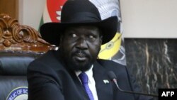 Presiden Salva Kiir termasuk di antara penonton konser yang melanggar protokol Covid-19 (foto: dok). 