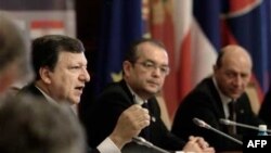 Predsednik Evropske komisije i premijer i predsednik Rumunije na otvaranju samita o Dunavskoj strategiji u Bukureštu