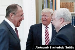 U.S. -- US President Donald Trump (C) meets with Russian Foreign Minister Sergei Lavrov (L) and Russian Ambassador to the United States Sergei Kislyak at the White House in Washington, May 10, 2017.