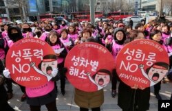 Suasana Hari Perempuan Internasional di Seoul, Korea Selatan, Kamis, 8 Maret 2018.