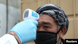 کروناویروس؛ افغانستان کې ۲۴ساعتونو کې څلور کسان مړه شوي

