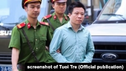 Luật sư Trần Vũ Hải nói rằng trong phiên tòa xử ông Hà Văn Thắm (ảnh) mới đây, "toà đã để các bị cáo khai đưa cho ai tiền".