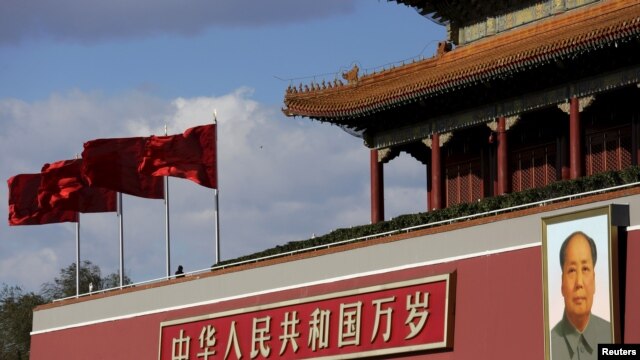 天安門廣場的毛澤東像(資料照片)