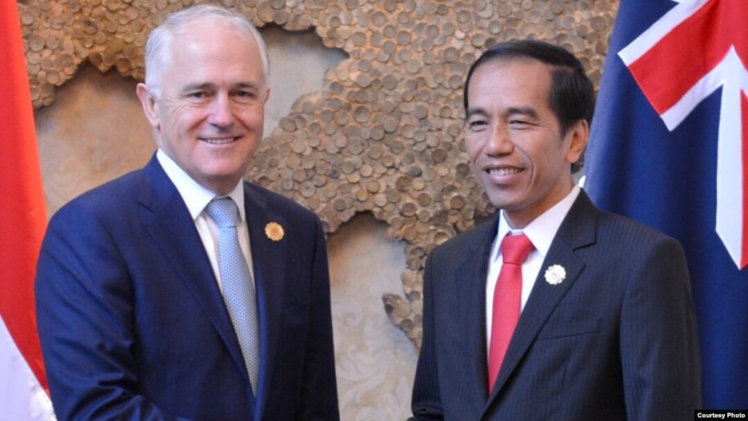 Presiden Joko Widodo dengan Perdana Menteri Australia Malcom Turnbull lakukan pertemuan di sela-sela KTT ASEAN di Vientiane, Laos, Kamis 8 September 2016 (Foto: Biro Pers Kepresidenan).