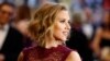 ¿Scarlett Johansson sale con su guardaespaldas?