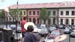 Շաբաթ օրը Պրահայում բացօթյա համերգ է կազմակերպվել՝ ավտոմեքենաներով