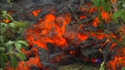 2018-05-18 美國之音視頻新聞: 夏威夷基拉韋厄火山灰燼噴射到高空