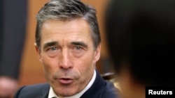 아네르스 포그 라스무센 나토 사무총장이 11일부터 사흘간 서울을 방문한 가운데, 윤병세 외교장관에 이어 박근혜 대통령과도 회담했다.