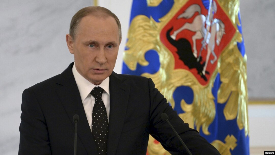 Presiden Rusia Vladimir Putin memberikan pidato kenegaraan tahunan di Moskow, Kamis (3/12).
