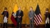 El secretario de Estado de Estados Unidos, Antony Blinken, y el presidente de Ecuador, Guillermo Lasso, se dirigen a los medios de comunicación en Quito, el 19 de octubre de 2021.