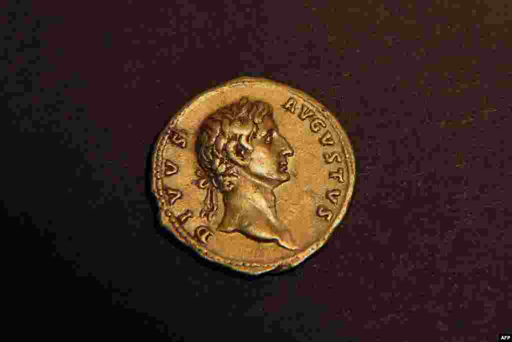 A 24 karat gold coin that was minted in Rome in 107 CE and bears the portrait of the emperor Augustus, after it was found by an Israeli hiker the previous week in the eastern Galilee before being handed to&nbsp;the Israeli authorities in Jerusalem.