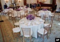 Las mesas listas en el Salón de Estado de la Casa Blanca para el almuerzo que ofreció Melania Trump por el Día Internacional de la Mujer. Marzo 8 de 2017.