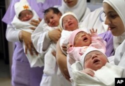 Trẻ sơ sinh ở Sidon, Libang